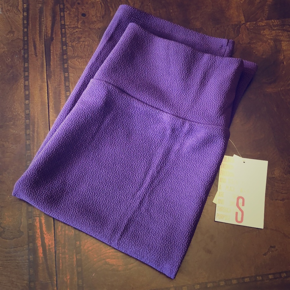 Small purple lularoe cassie skirt